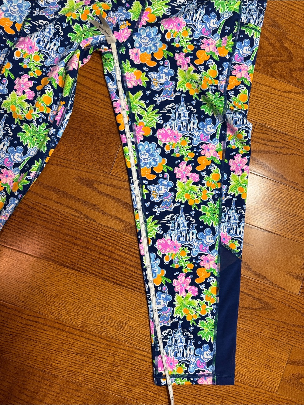 XL Lilly Pulitzer x Disney Luxletic Leggings - Picture 6 of 9